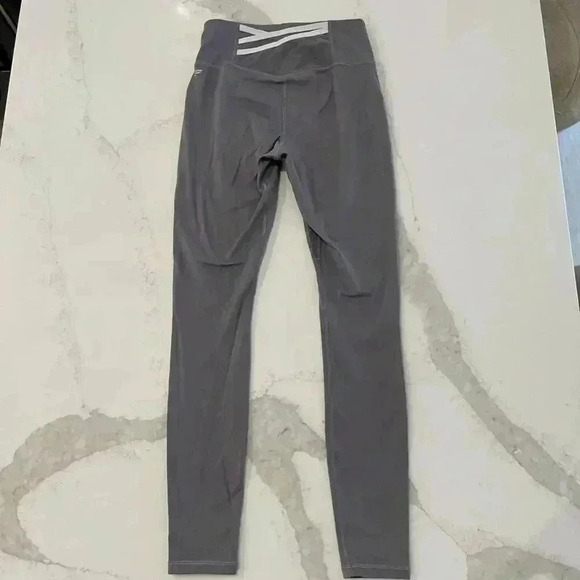 Fabletics Trinity Motion365 High Waisted Activewear Leggings Womens Small Purple - Picture 5 of 8